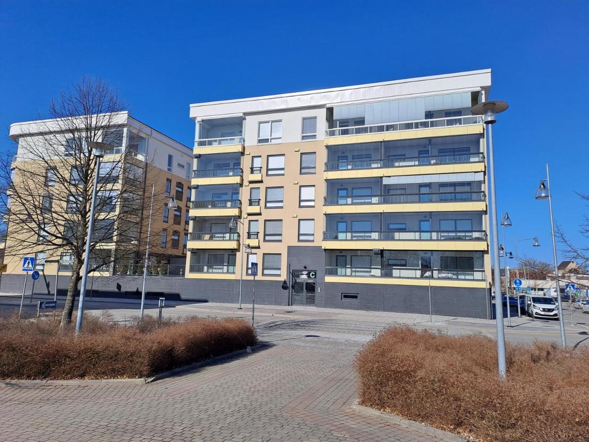 Premium Kaksio Rauman Keskustassa, Parveke Ja Sauna Bagian luar foto